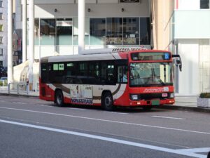 北鉄バス 片町バス停と路線バス