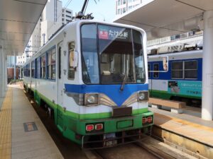 福井鉄道福武線 旧名古屋鉄道 880形 前面 福井駅にて