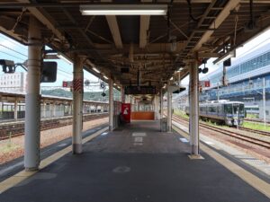 ハピラインふくい 敦賀駅 6番線・7番線 主に武生・福井方面行きの列車が発着します