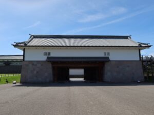 金沢城公園 河北門二の門