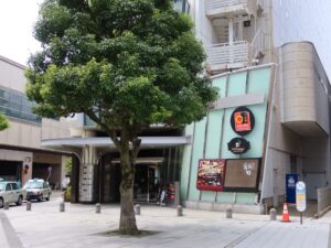 アパホテル 金沢駅前 玄関