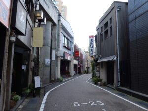 金沢の繁華街 片町 路地裏を撮影