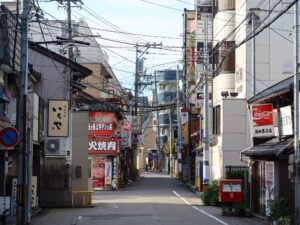 金沢の繁華街 片町 路地裏を撮影