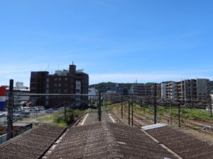 JR横須賀線 久里浜駅 ホームから先に続く線路