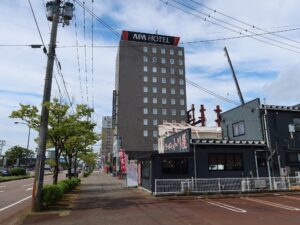 アパホテル 新潟燕三条駅前 旧：アパヴィラホテル 燕三条駅前 建物