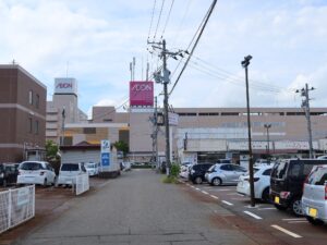 新潟県燕市 燕三条駅付近 イオン県央店があります