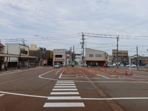 JR弥彦線 東三条駅 駅前ロータリー