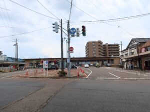 新潟県三条市 東三条駅駅前交差点