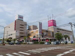 新潟県燕市 燕三条駅付近 イオン県央店と燕三条ワシントンホテル