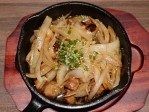 牛ホルモン焼き ホテルルートインGrand秩父 食・呑み処 華蔵にて