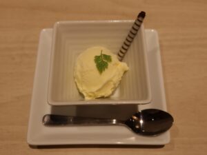 牛しゃぶしゃぶセット デザート ホテルルートインGrand秩父 食・呑み処 華蔵にて