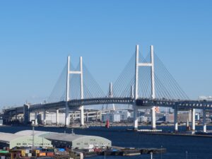 横浜 港の見える丘公園 展望台からの景色 横浜ベイブリッジ