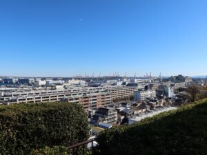 横浜 港の見える丘公園 展望台からの景色 横浜港方向を撮影