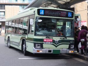 京都市バス 観光特急バス 京都駅前バスターミナルにて