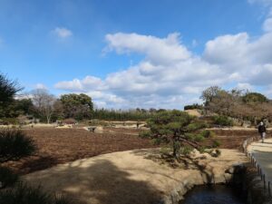 岡山後楽園 南門を入ったところ