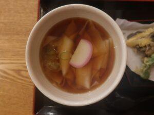 舞茸天ざるひもかわうどん 草津温泉 大滝乃湯にて
