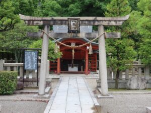 京都 東寺 八島社殿