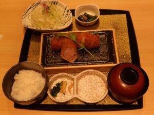 ヘレカツ御膳 とんかつKYK 京都ポルタ店にて