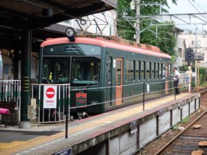 叡山電鉄叡山本線 700系 全体 出町柳駅にて