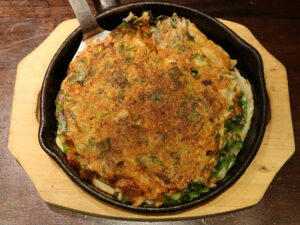 京牛すじねぎ焼き 京都駅 京とんちん亭にて