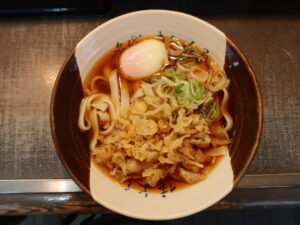 たぬききしめん 玉子入り 名代きしめん 住よしにて