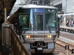 JR京都線 223系 前面 京都駅にて