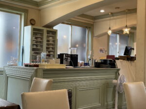 草津温泉 月ノ井 店内