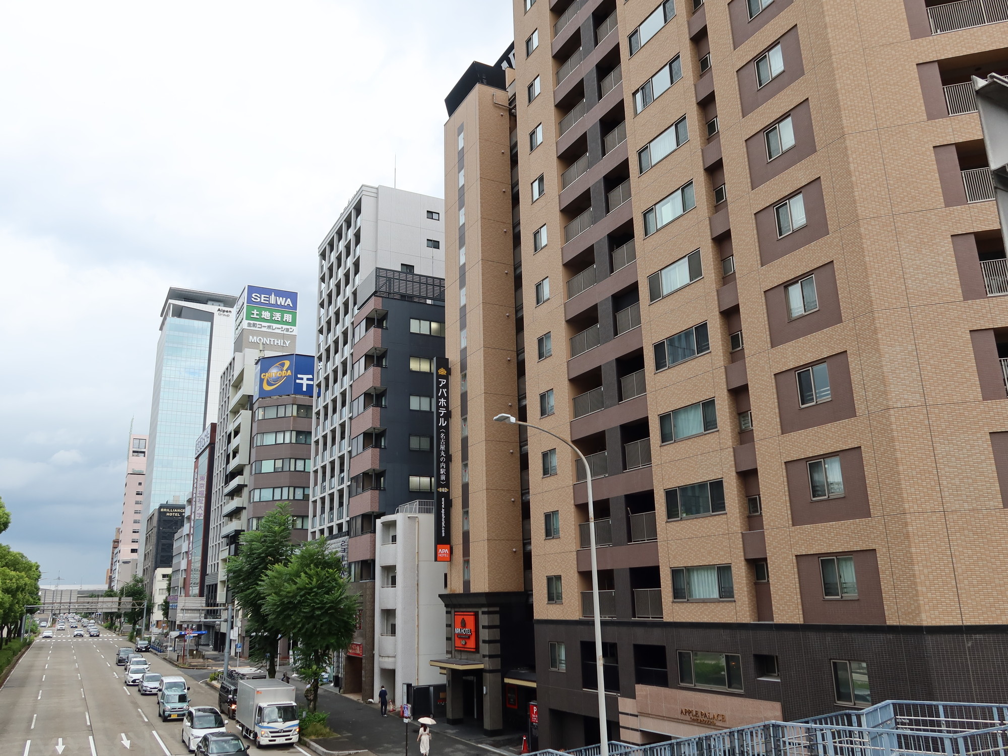 アパホテル 名古屋丸の内駅前 建物