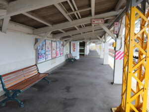 名鉄名古屋本線 東枇杷島駅 ホーム