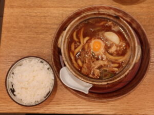 かしわ入り味噌煮込みうどん ご飯 煮込うどん 山本屋本店 JR名古屋駅店にて