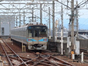 名古屋地下鉄鶴舞線 3050形 全体 上小田井駅にて
