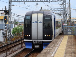 名鉄名古屋本線 2000系 ミュースカイ 前面 東枇杷島駅にて