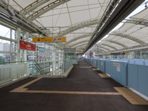 つくばエクスプレス 研究学園駅 1番線 主につくば行きの列車が発着します