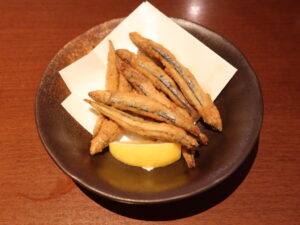 きびなごの唐揚げ 東京荻窪天然温泉 なごみの湯にて