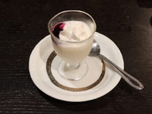 ホテルスパックス草津 夕食 デザート ブランマンジェ