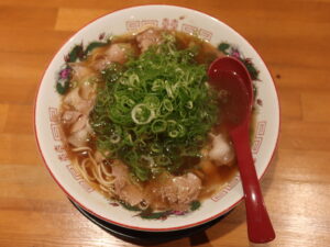 醤油ラーメン 京都 ラーメンあじくんにて