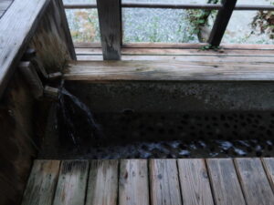 会津若松 東山温泉 足湯処 湯舟とお湯