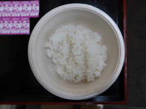 青森 古川市場 青森魚菜センター 乗っける前のご飯