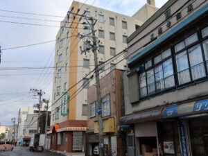 青森センターホテル 青森まちなかおんせん 駅方面口