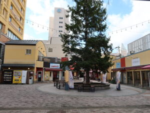 青森 パサージュ広場