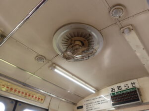 弘南鉄道大鰐線 7000系 扇風機 中央弘前駅で撮影