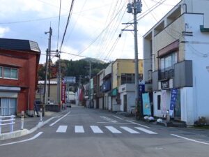 青森県南津軽郡大鰐町 大鰐温泉 手古奈通り 温泉街への入口
