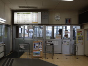 弘南鉄道弘南線 黒石駅 改札口
