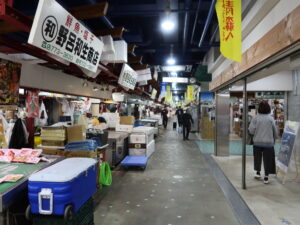 青森 アウガ新鮮市場 店内