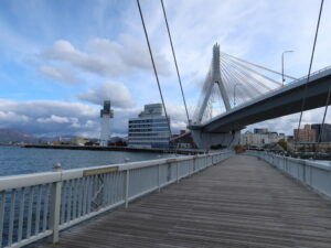 青森ベイエリア 青森ラブリッジ