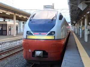 JR奥羽本線 E751系 特急つがる 前面 青森駅にて